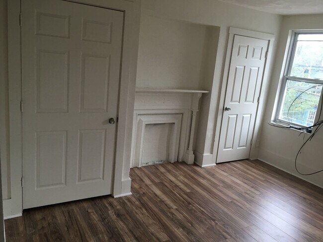 Foto del edificio - 351 Atwood Street
