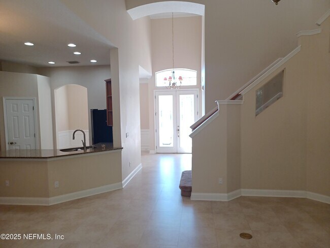 Foto del edificio - 4463 Ecton Ln E
