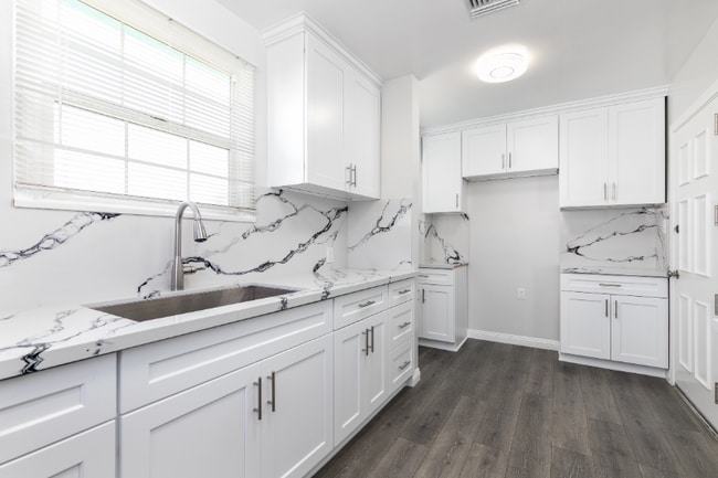 Photo - 2145 W 104th St Apartment