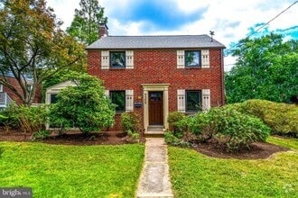 Building Photo - 9309 Wire Ave