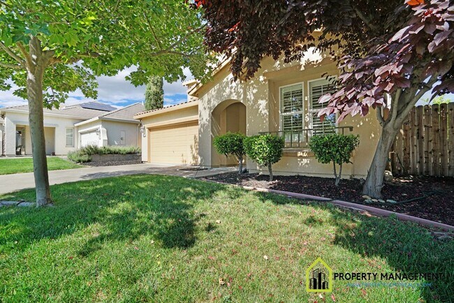Building Photo - Charming 3-4 Bedroom Home with Top-Rated S...