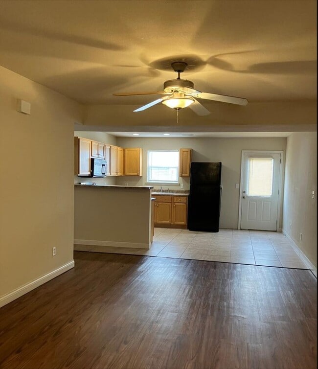 Building Photo - 1311 Rolling Rock Dr