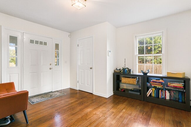 Photo - 38A Orchard St House