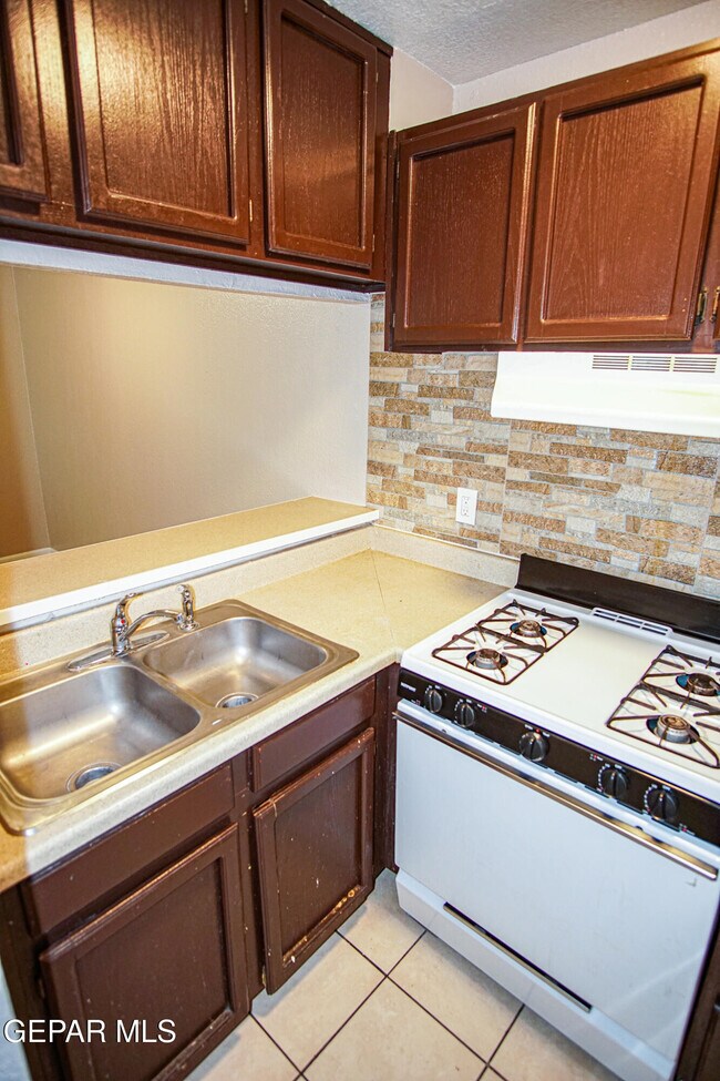 Foto del edificio - 3435 Fred Wilson Ave