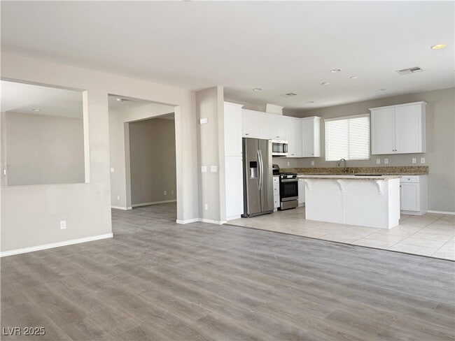 Foto del edificio - 7399 Amesbury St