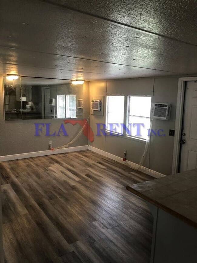 Foto del edificio - Coming Soon....3/2 Manufactured home with fenced in yard/ Bithlo area