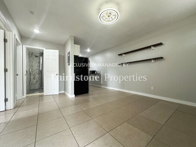 Foto del edificio - 1930 Park St