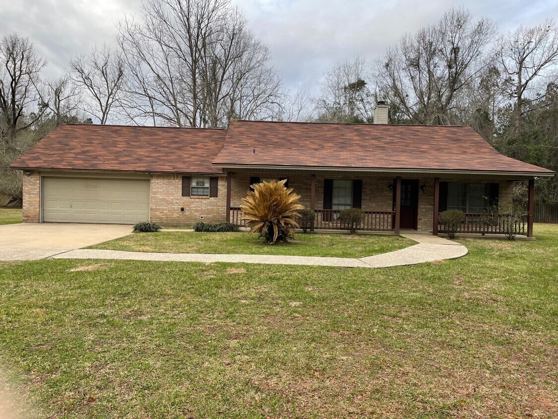 Primary Photo - 3439 Fresenius Rd