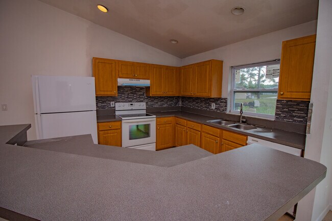 Building Photo - 5227 26th St SW