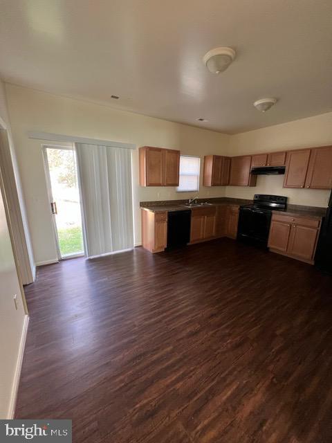 Building Photo - 10905 Bevin Dr