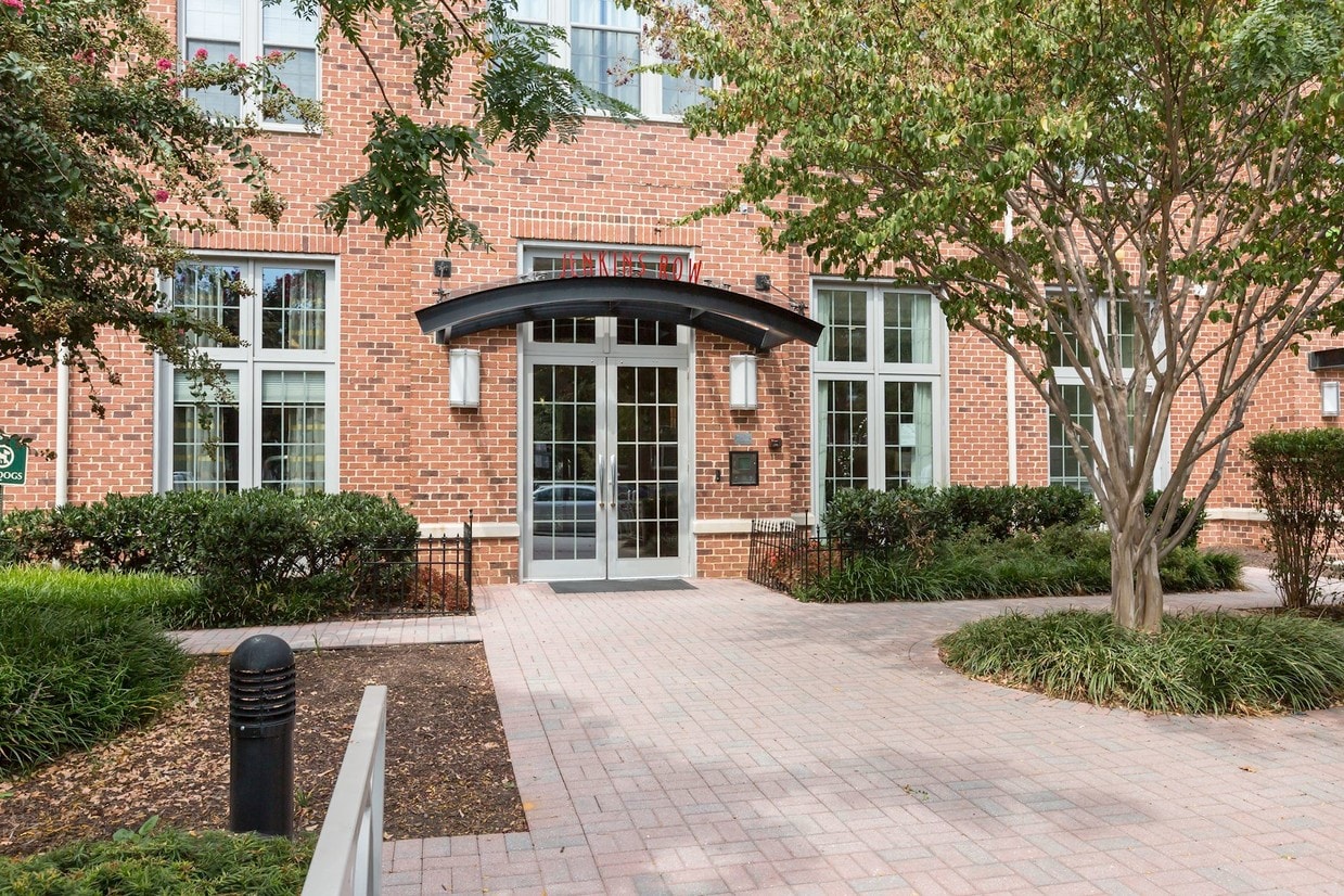 1391 Pennsylvania Ave SE, Washington, DC 20003 Condo for Rent in