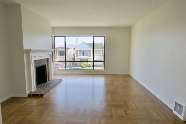 Foto del edificio - 52 Oakmont Dr