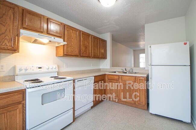 Foto del edificio - 299 Raleigh Dr