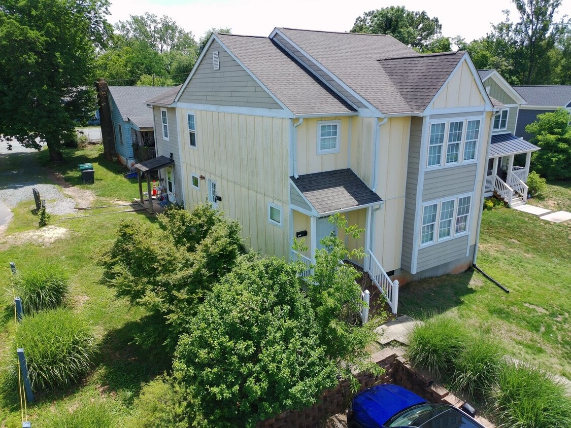 Photo - 111 Montpelier St.