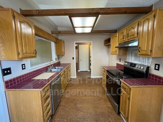 Building Photo - 1222 W Los Angeles Cir