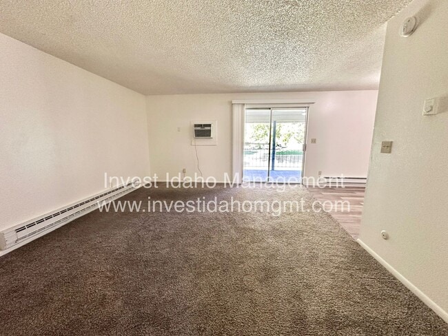Building Photo - 3970 W Glenn St