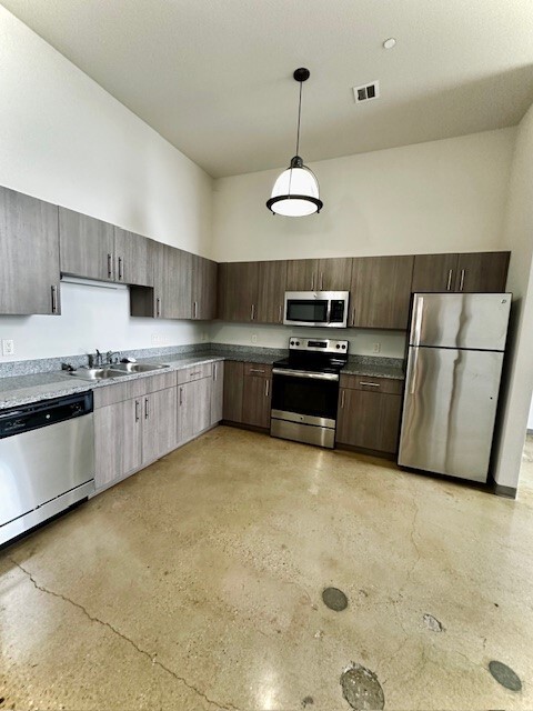 Building Photo - Mercantile Lofts