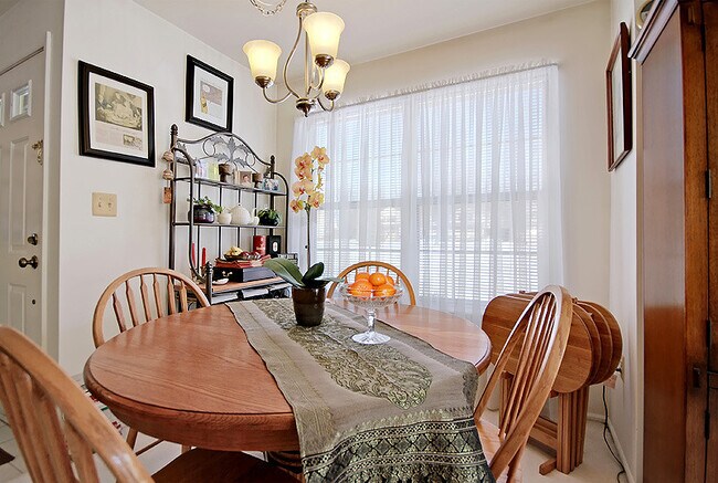 Foto del edificio - 3007 Vroom Dr