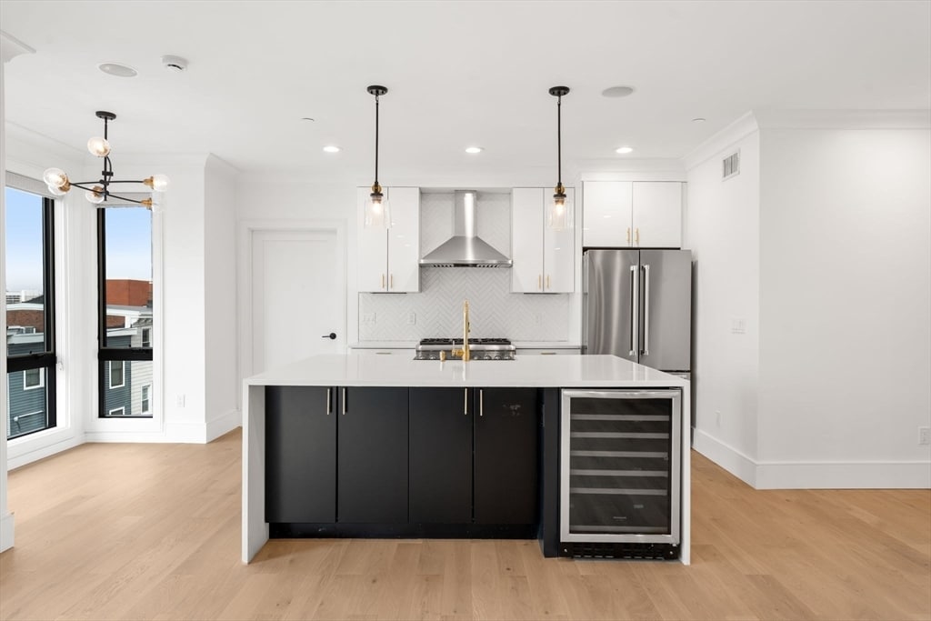 Foto principal - 148 W 9th St