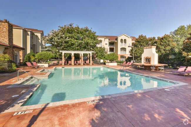 Piscina - Tuscan Heights