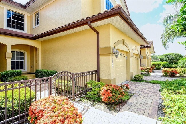 Building Photo - 8263 Miramar Way