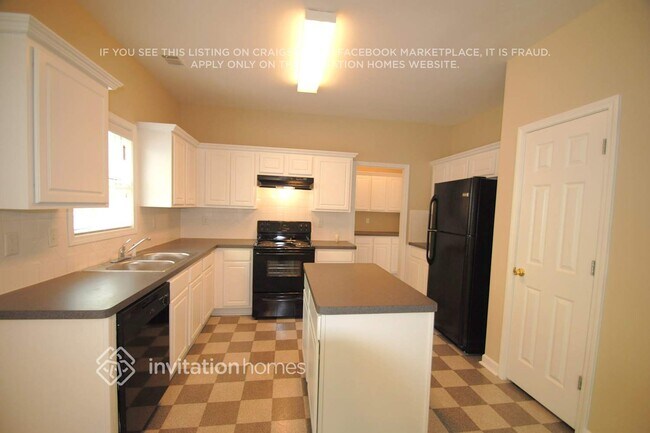 Building Photo - 3740 Cranford Dr SW