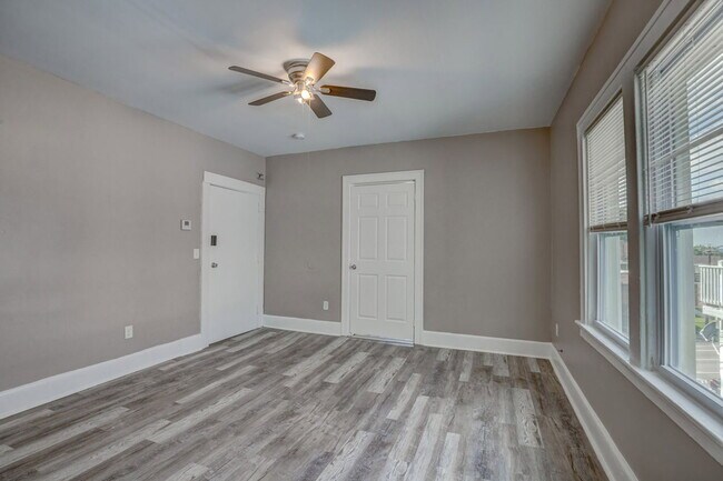 Building Photo - 5211 Montgomery Rd