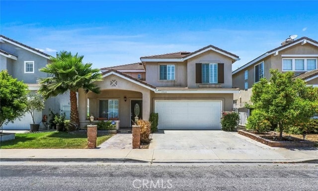 Foto principal - 24833 Carmel Dr