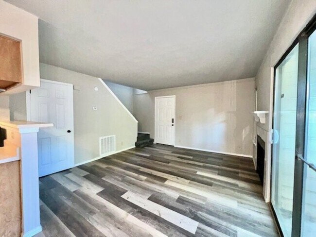 Foto del edificio - 1109 W Fulton St