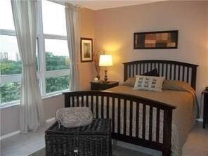 Foto del edificio - 2661 S Course Dr