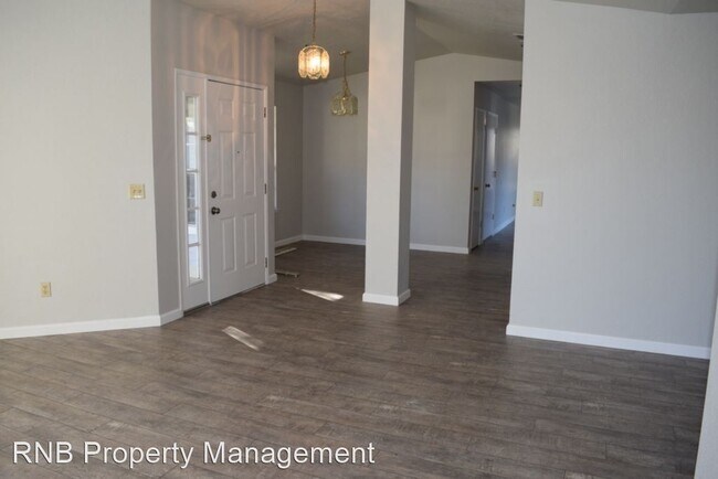 Building Photo - 4 br, 2 bath House - 593 Oakborough Avenue