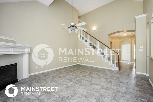 Building Photo - 1229 Carriage Creek Dr