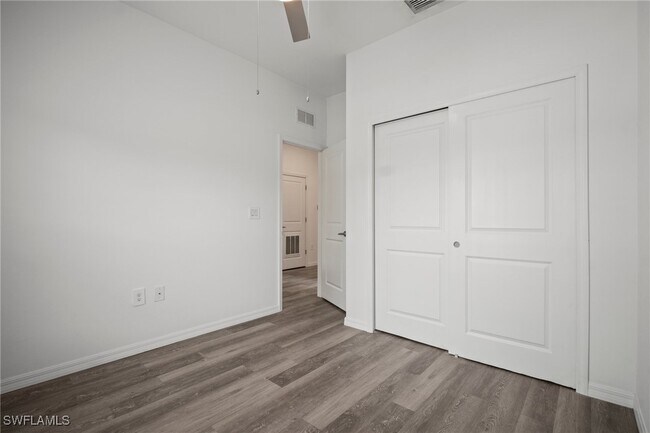 Building Photo - 4716 29th St SW