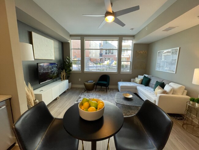 Foto del edificio - 1700 Little Raven St