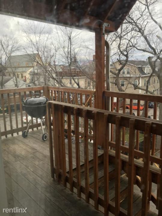 Foto del edificio - 3 br, 1 bath House - 14 Gardner St # 303 3-F