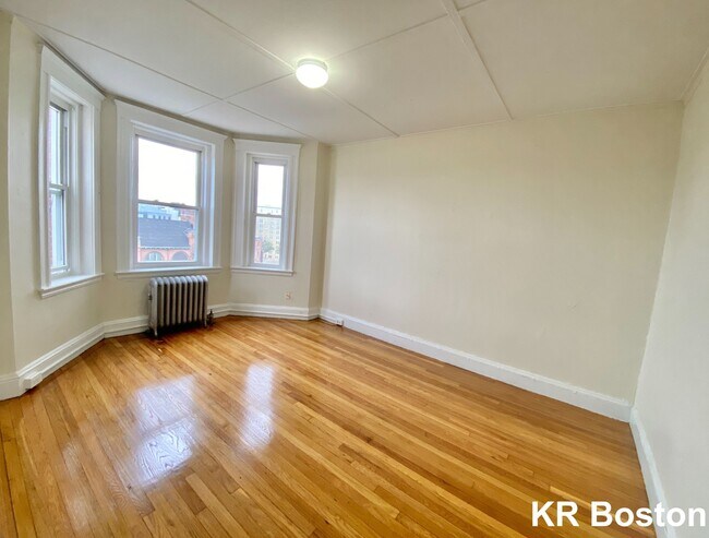 Building Photo - 1271 Boylston St