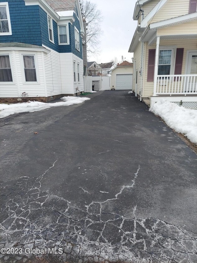 421 Eleanor St, Schenectady, NY 12306 House Rental in Schenectady, NY