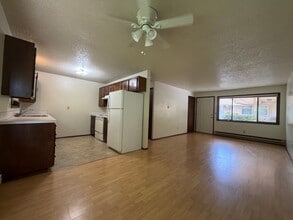 Building Photo - 217 W Magnolia St