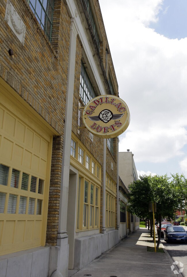 Cadillac Lofts Apartments San Antonio, TX