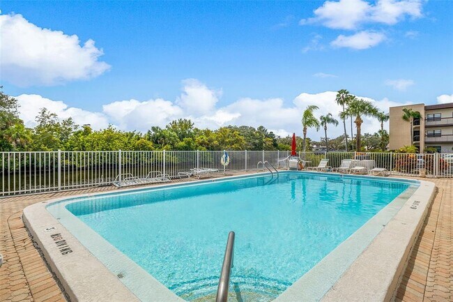 Foto del edificio - 5640 Ferguson Ct