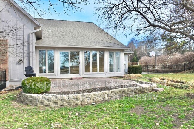 Foto del edificio - 3901 W 104th Terrace