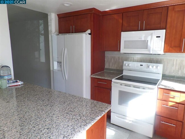 Foto del edificio - 1815 Wildbrook Ct