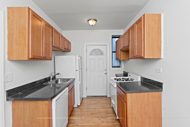 Building Photo - 3816 N Fremont St