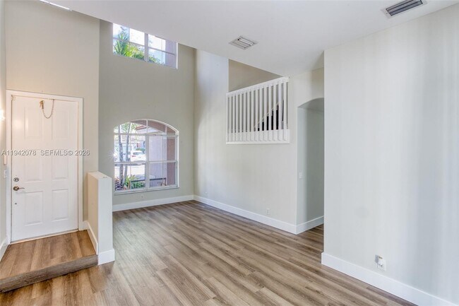 Foto del edificio - 3755 SW 50th St