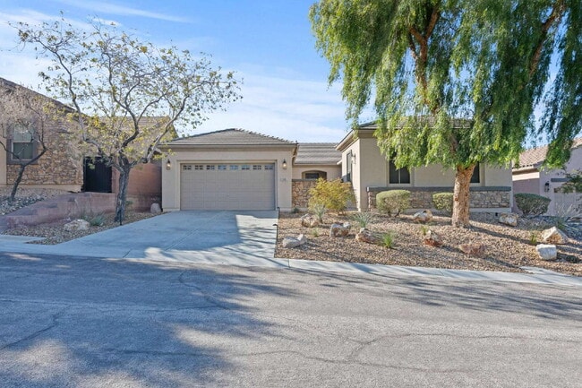 Building Photo - "Charming 3-Bed Haven with 2 Full Baths on La Boutique St, Henderson!"