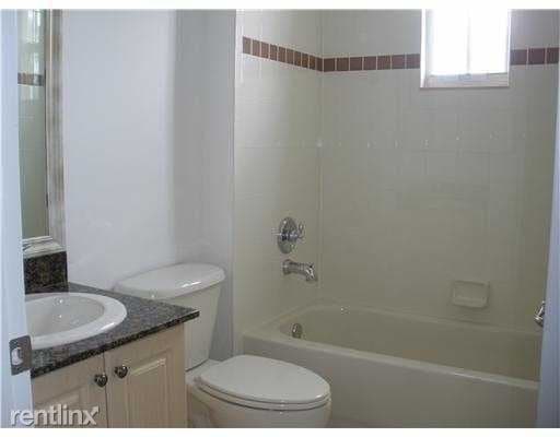 Building Photo - 2812 Eagle Rock Cir