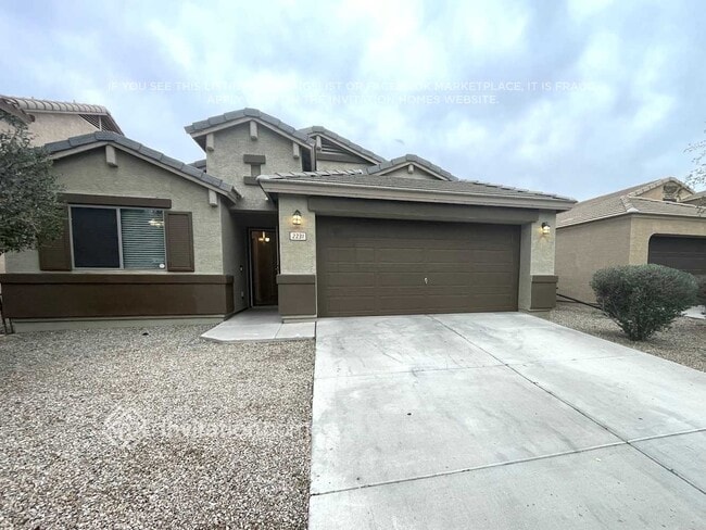 Building Photo - 2231 S 101st Dr