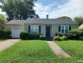 Building Photo - 701 Creamer Rd