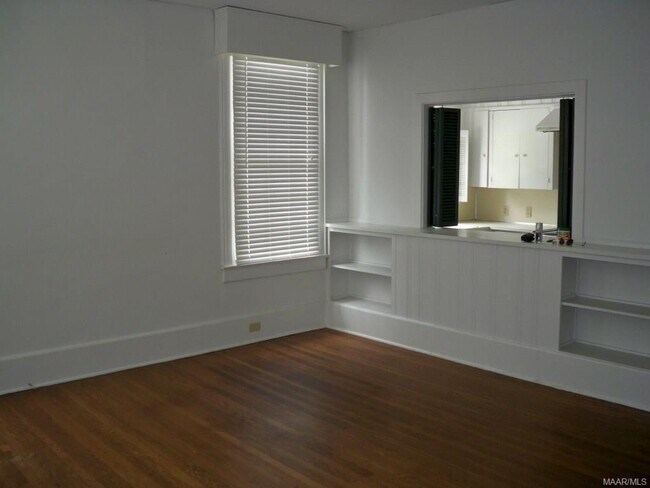 Building Photo - 3035 Woodley Terrace