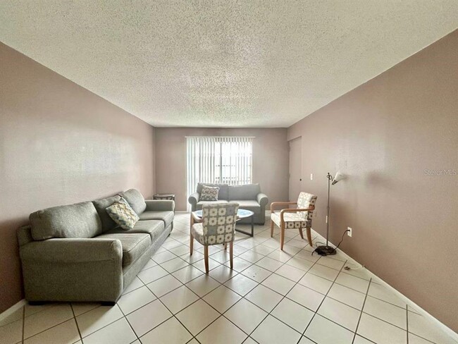 Foto del edificio - 2625 FL-590